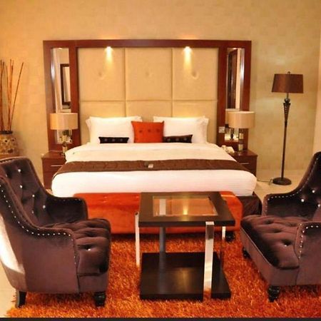 Palazzo Dumont Hotel Ikuata Luaran gambar