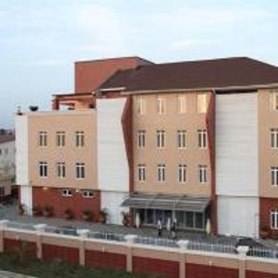 Palazzo Dumont Hotel Ikuata Luaran gambar