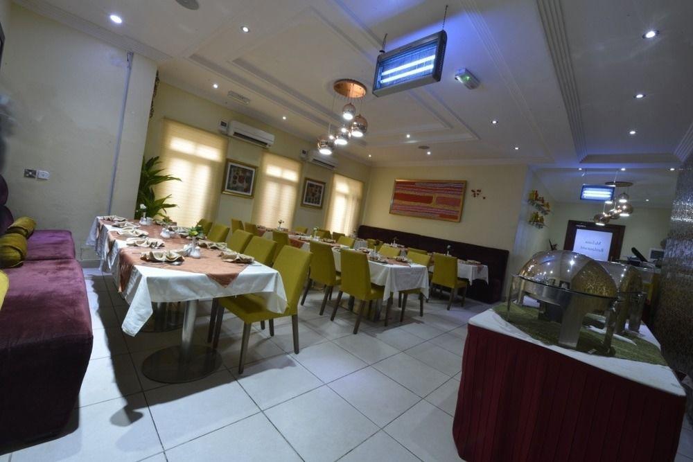 Palazzo Dumont Hotel Ikuata Luaran gambar