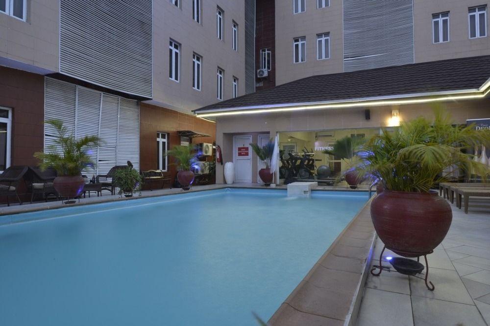 Palazzo Dumont Hotel Ikuata Luaran gambar